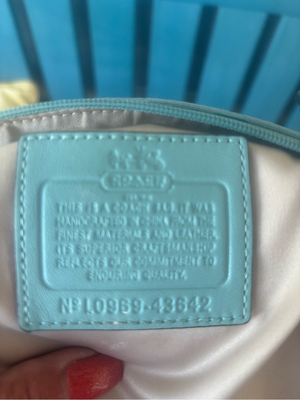 Coach Kristin 2009 RARE Color Teal/Turquoise Signature SwingPack . - Picture 6 of 8